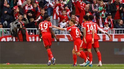 بايرن ميونيخ     