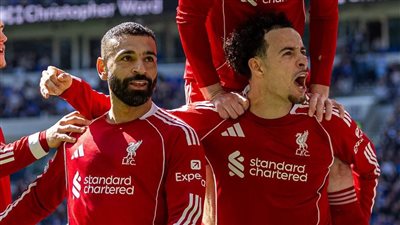 كورتيس جونز ومحمد صلاح    