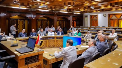 جانب من الاجتماع     