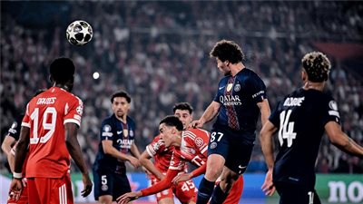 بايرن ميونخ وباريس سان جيرمان     