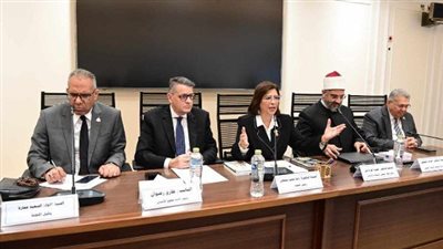 جانب من الاجتماع     