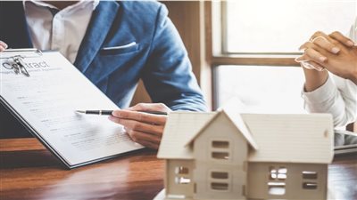 توقيع عقد شقتك الجديدة    