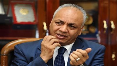  الإعلامي مصطفى بكري    