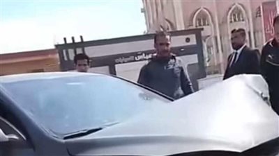 السيارة بعد الحادث     