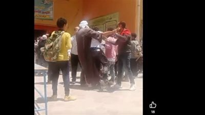 جانب من الحدث    