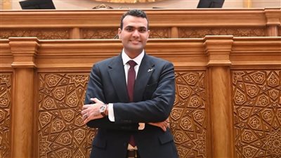 النائب حسين هريدي    
