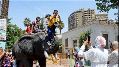 حديقة الحيوان في العيد    