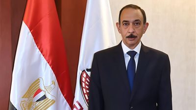 اللواء طارق راشد محافظ سوهاج    