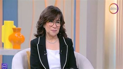  الدكتورة منى الرخاوي    