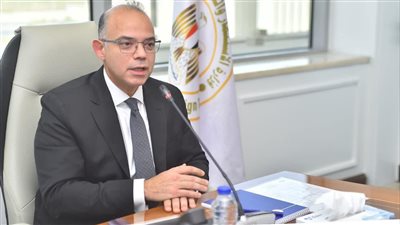 الدكتور محمد فريد     