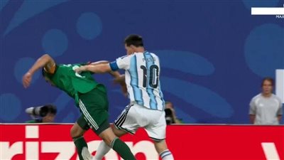 تدخل ميسي العنيف    