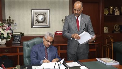 محافظ بني سويف يعتمد نتيجة الشهادة الإعدادية    