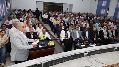 جانب من الاجتماع     