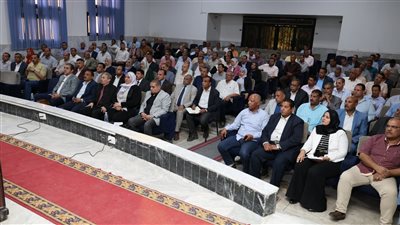 جانب من الاجتماع     