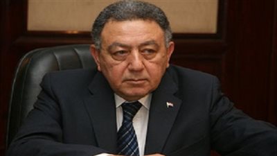 الراحل عمرو حلمي    