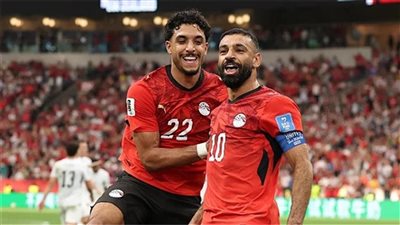 صلاح ومرموش    