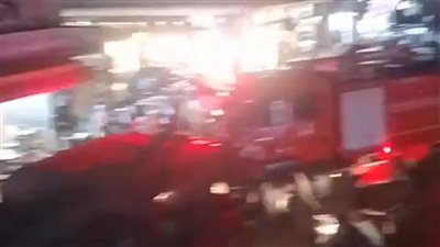 جانب من جهود السيطرة على الحريق    