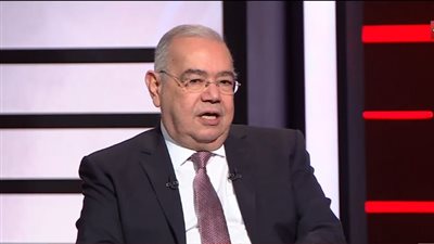 الدكتور عصام خليل، رئيس حزب المصريين الأحرار    