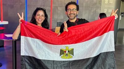 أحمد حلمى ومنى زكي    