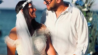  محمد علي رزق يحتفل بزفافه مع زوجته    