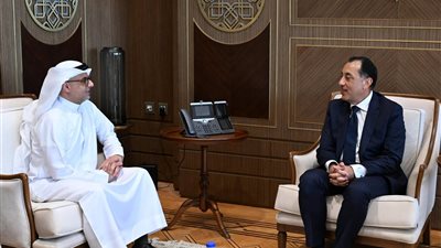 رئيس الوزراء ورئيس دائرة المالية بأبو ظبي    