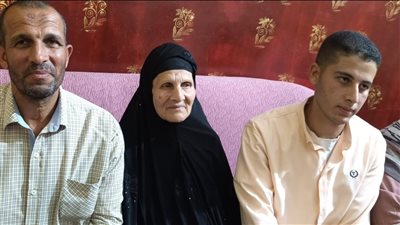 الاول على الدبلومات الفنية     