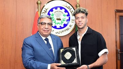 إمام عاشور    