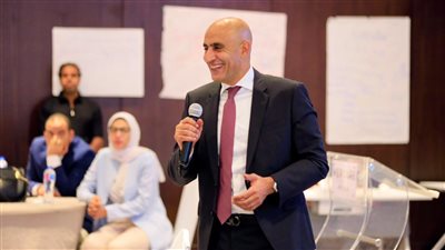 وزير التربية والتعليم محمد عبداللطيف     