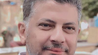 عادل حسني     