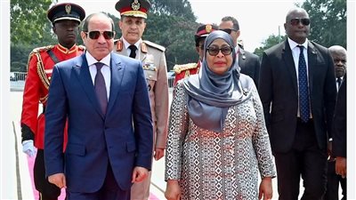 جانب من زيارة الرئيس     