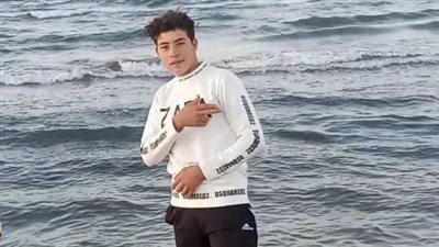 الشاب المتوفى     