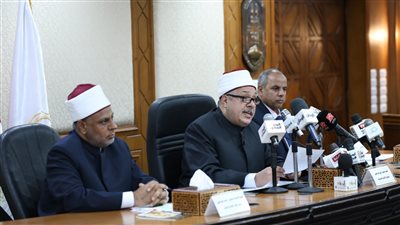 الشيخ أيمن عبد الغني     