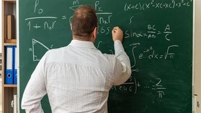 وظائف معلم مساعد رياضيات 2026    