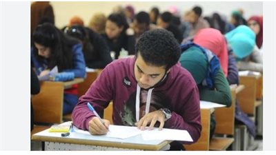 طلاب الثانوية العامة    