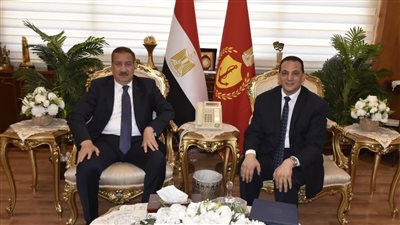 محافظ بورسعيد يبحث مع عميد المعهد العالي للخدمة الاجتماعية ت    