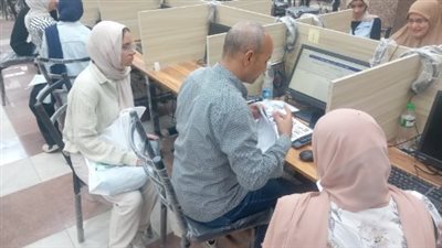 جانب من اقبال الطلاب     