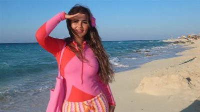 زوجة إمام عاشور    