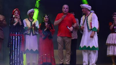 مسرحية غرام في الكرنك     