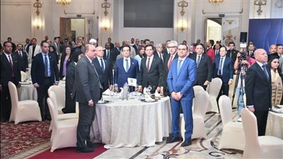 على هامش الاحتفال    