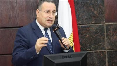 الدكتور عبد العزيز قنصوة    