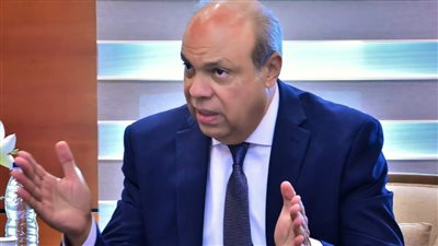 سامح الحفني وزير الطيران المدني    