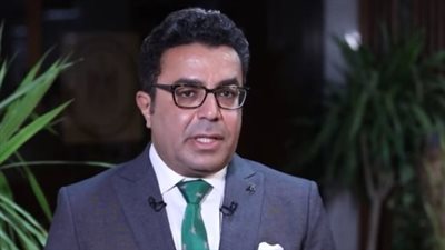 باسل عادل     