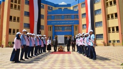 مدارس المتفوقين     