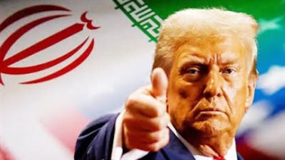  الرئيس الأمريكي دونالد ترامب     