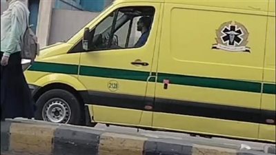 إسعاف قدام مستشفي شبين     