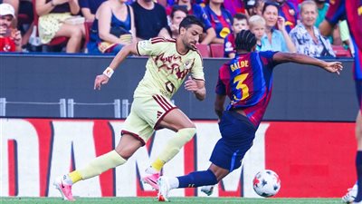 الأهلي وبرشلونة    