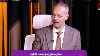  النائب حسين غيته    