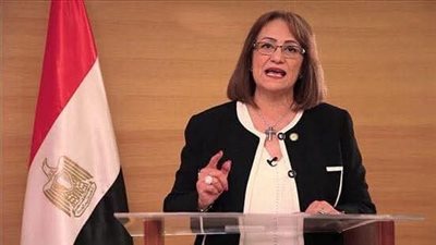 نادية هنري    