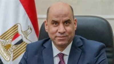 وزير العمل    