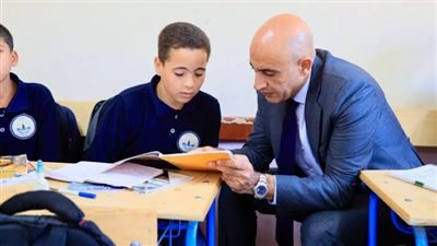 طلاب المدارس     